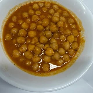 Chickpeas In Curry Sauce